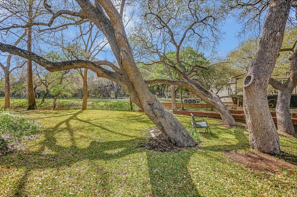 611 Thurman Circle Kingsland TX 78639
