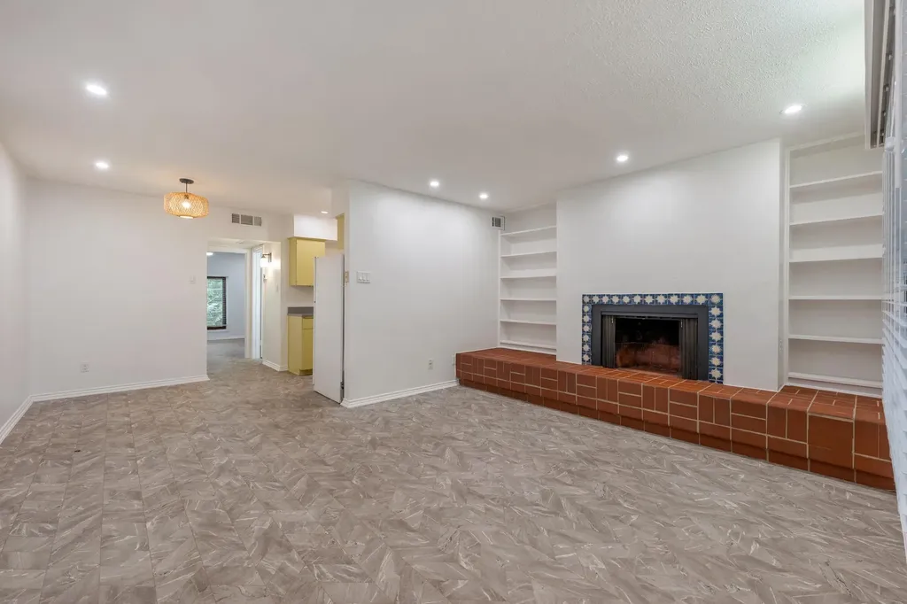505 W 7th Street Austin TX 78701