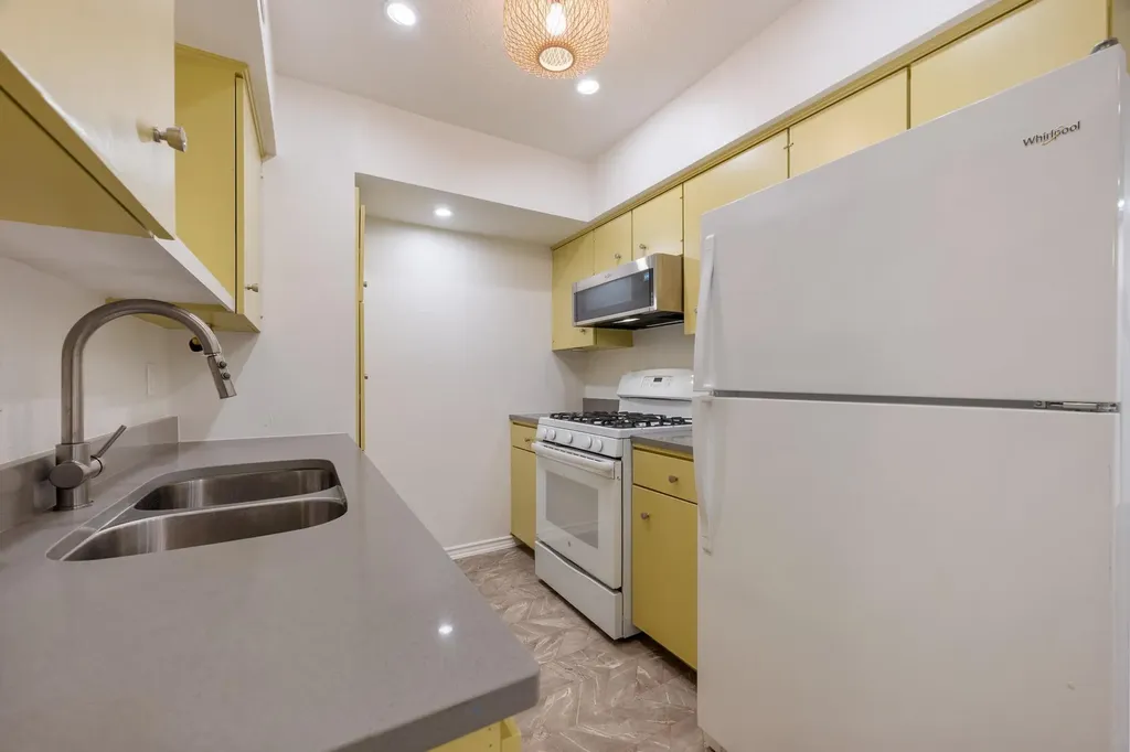 505 W 7th Street Austin TX 78701