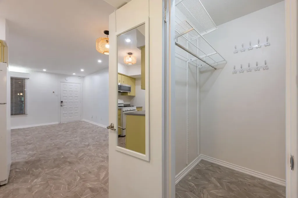 505 W 7th Street Austin TX 78701