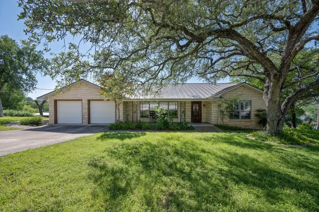 401 Crestview Drive Marble Falls TX 78654
