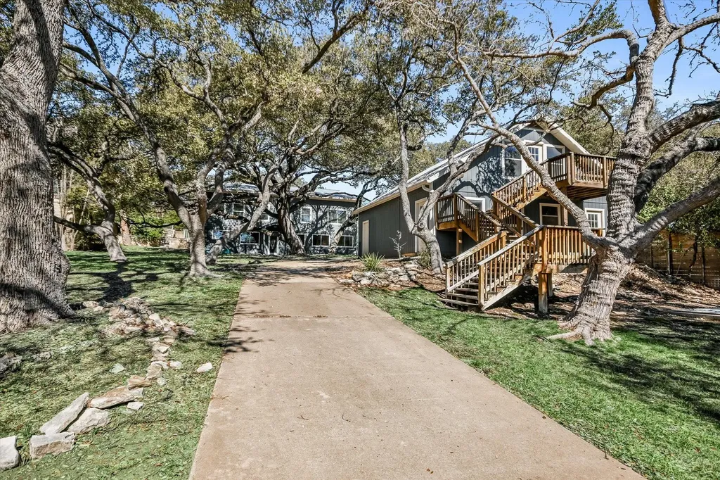 6111 Hudson Bend Road Austin TX 78734