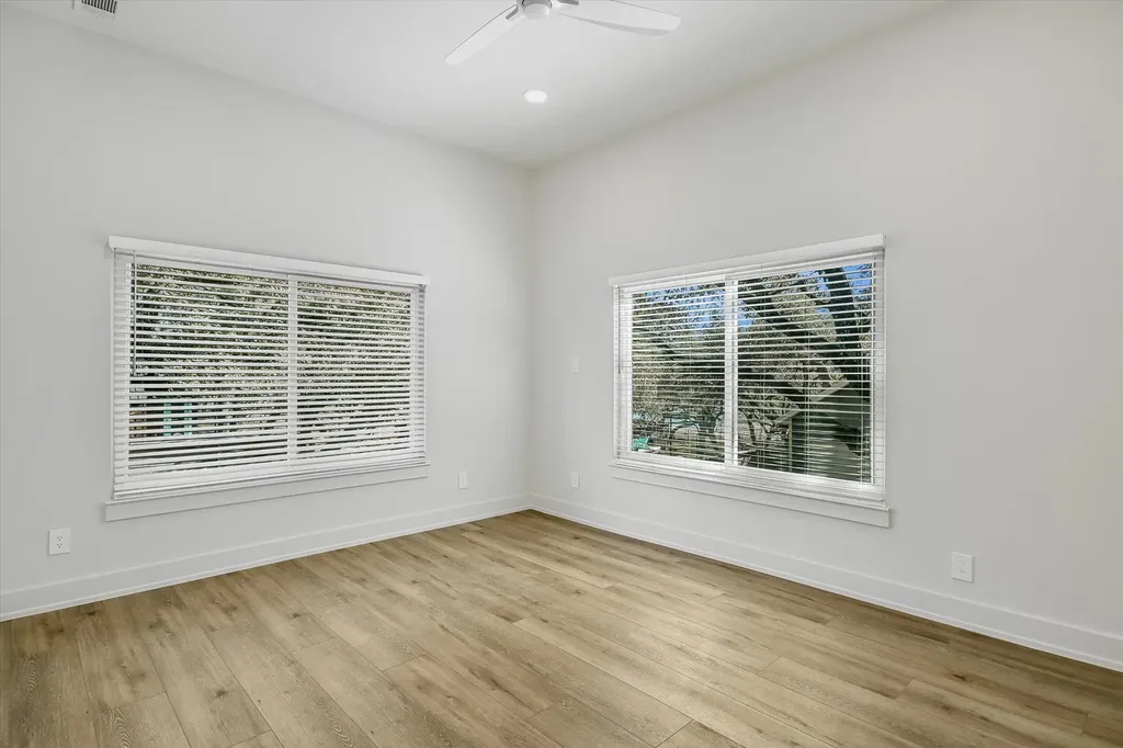 6111 Hudson Bend Road Austin TX 78734