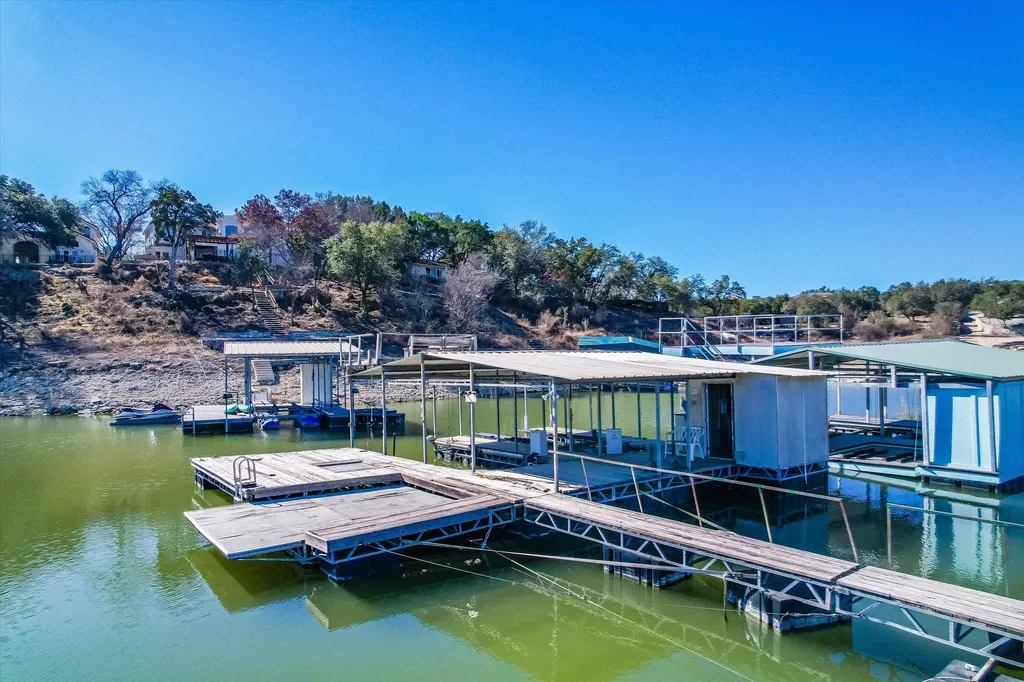 6111 Hudson Bend Road Austin TX 78734