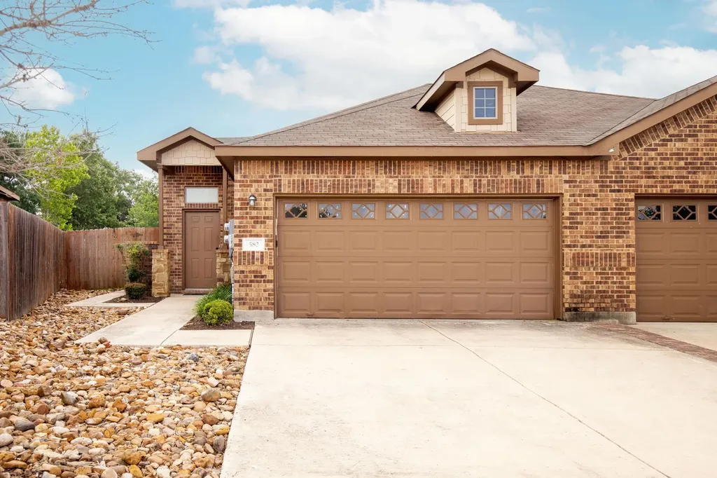 586 Creekside Circle New Braunfels TX 78130