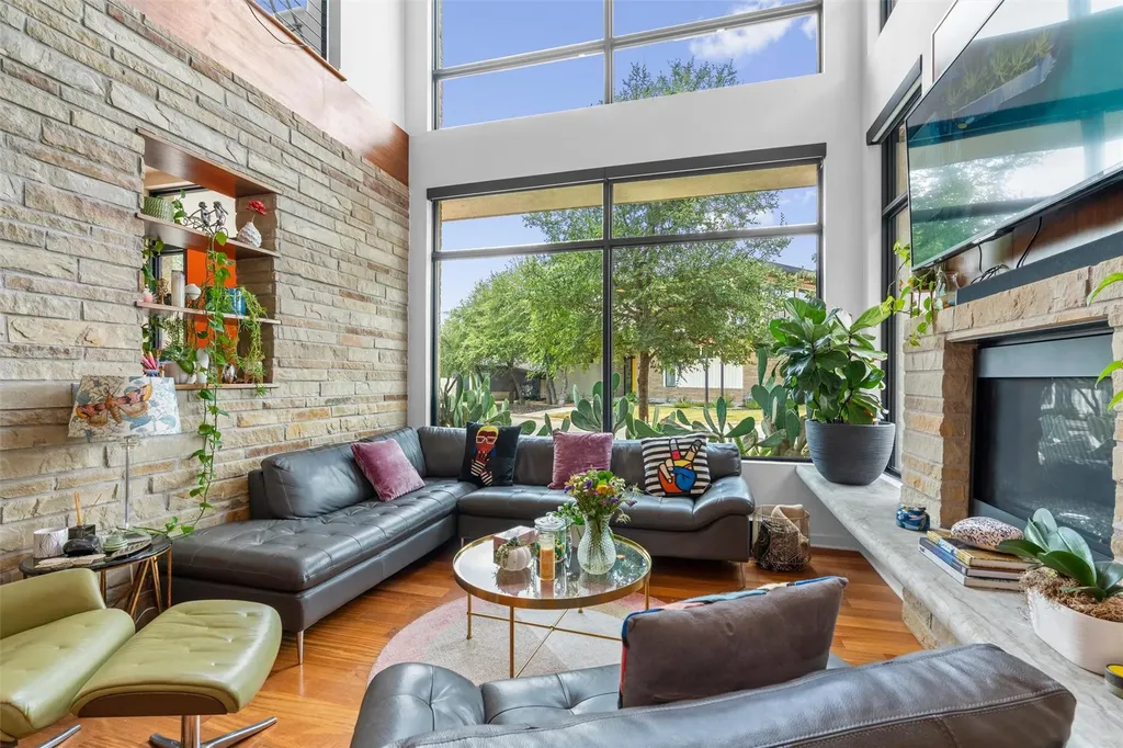 408 Starlight Village Loop Leander TX 78641