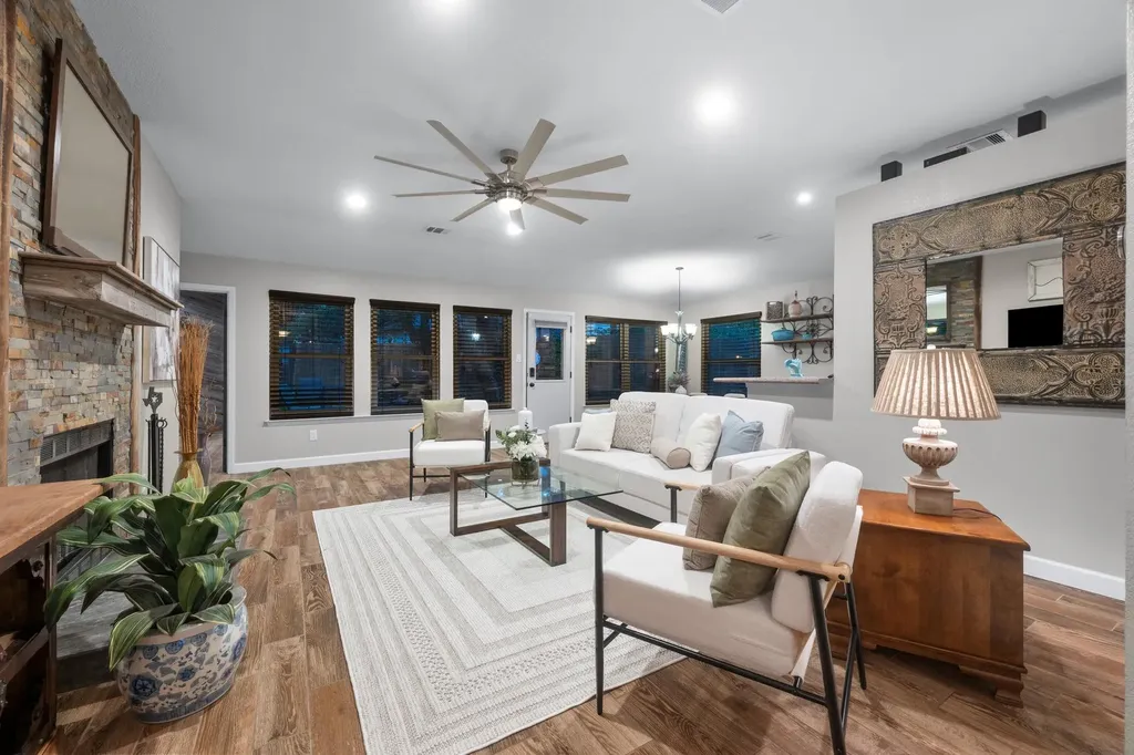 805 Angleton Cove Austin TX 78748