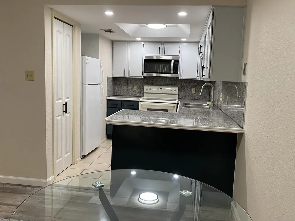 8418 Fathom Circle Austin TX 78750