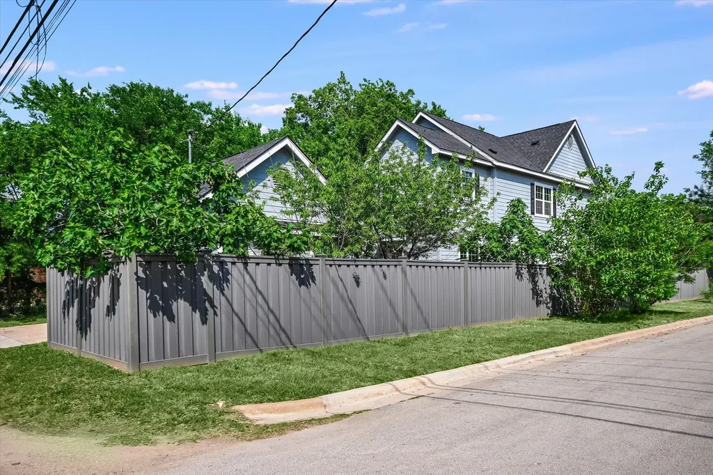 5200 Avenue H Austin TX 78751