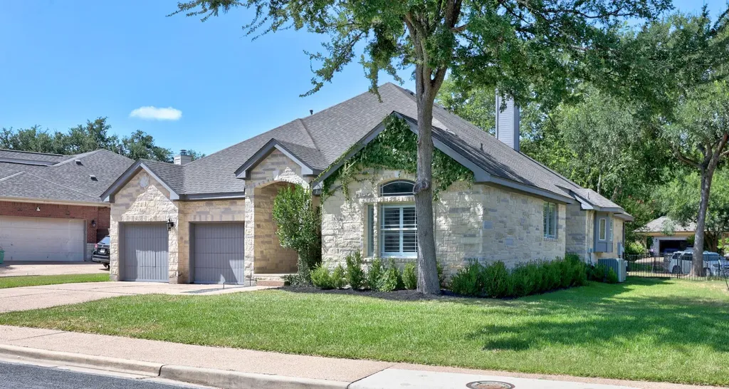 4801 Interlachen Lane Austin TX 78747