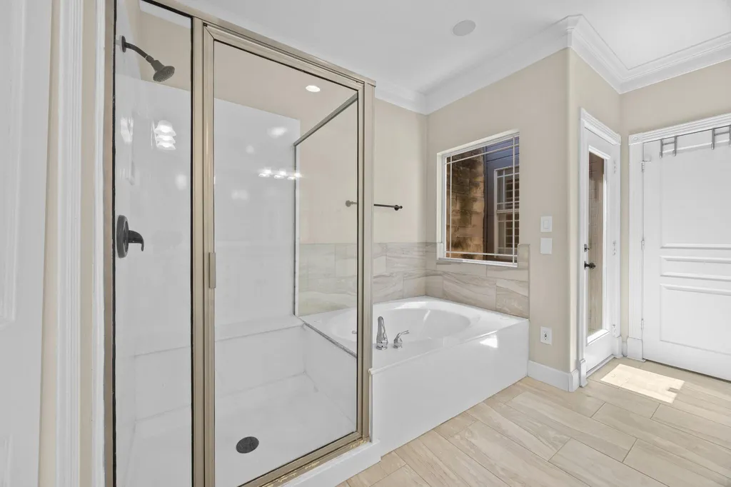 4801 Interlachen Lane Austin TX 78747