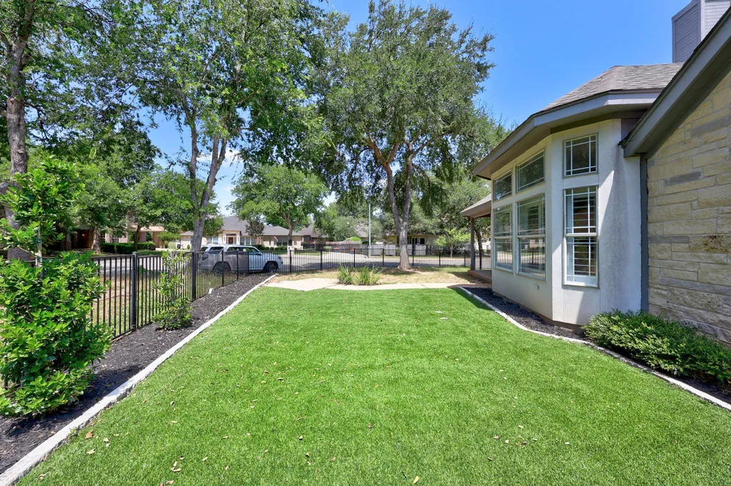 4801 Interlachen Lane Austin TX 78747