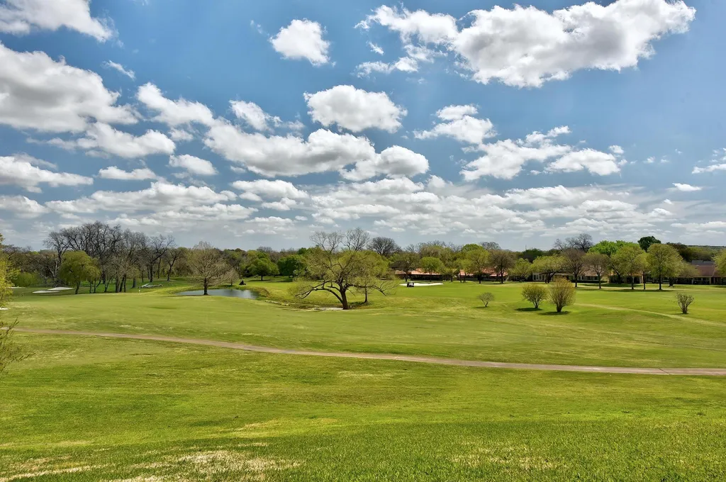 4801 Interlachen Lane Austin TX 78747