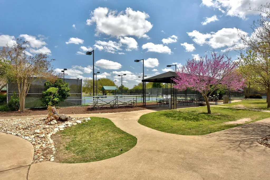 4801 Interlachen Lane Austin TX 78747