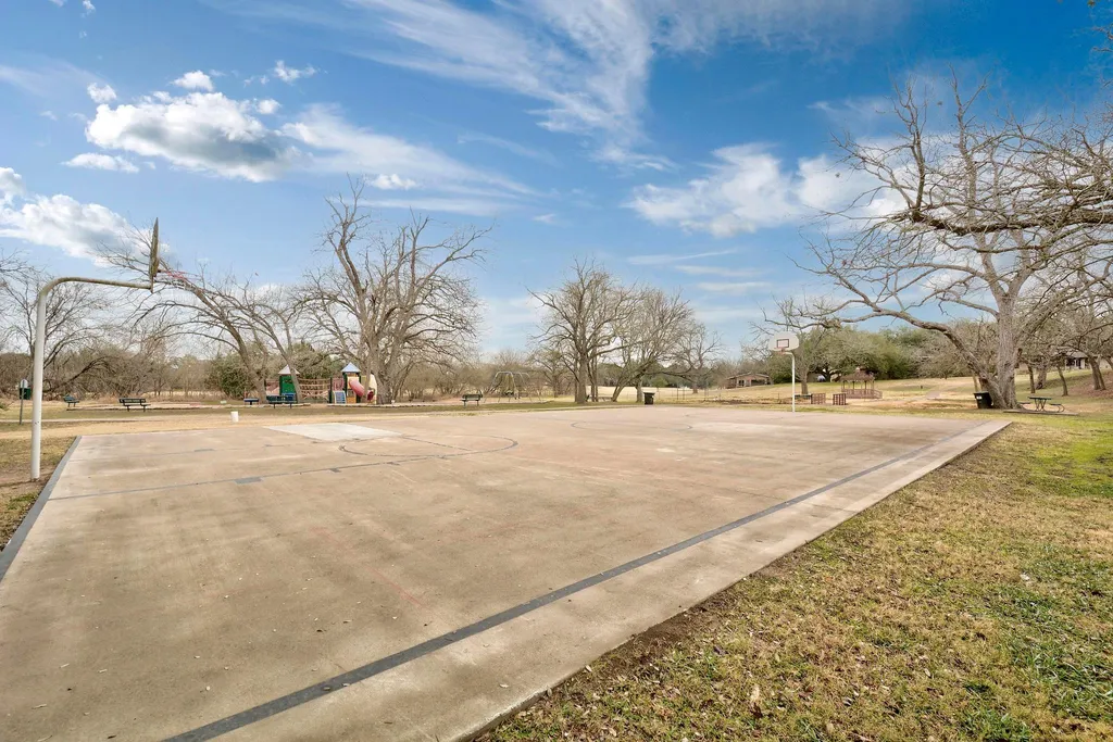 4801 Interlachen Lane Austin TX 78747