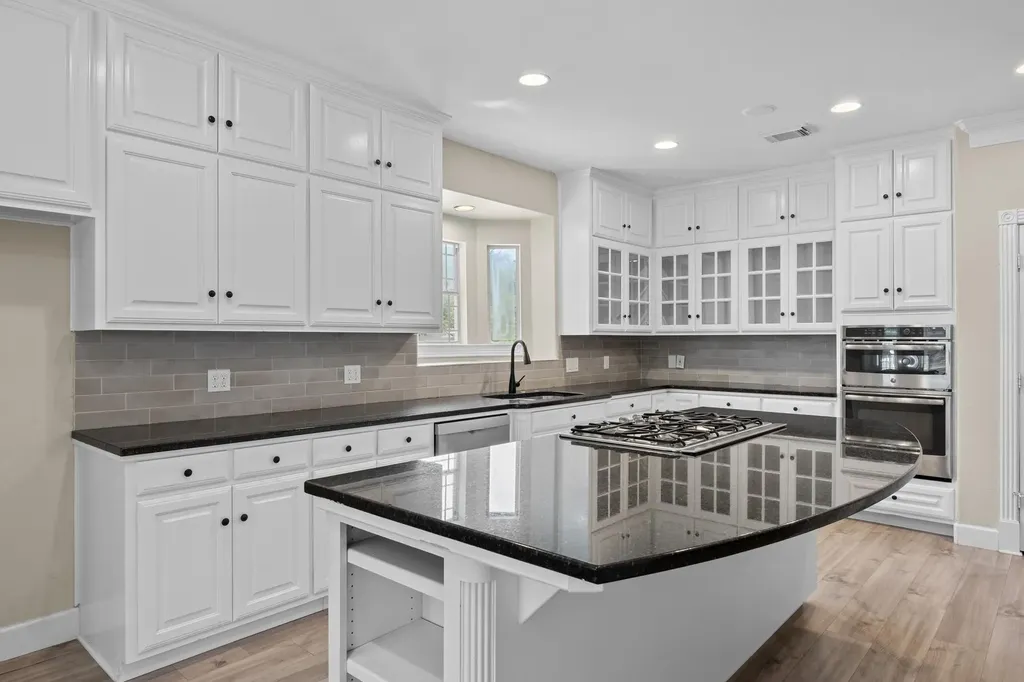 4801 Interlachen Lane Austin TX 78747