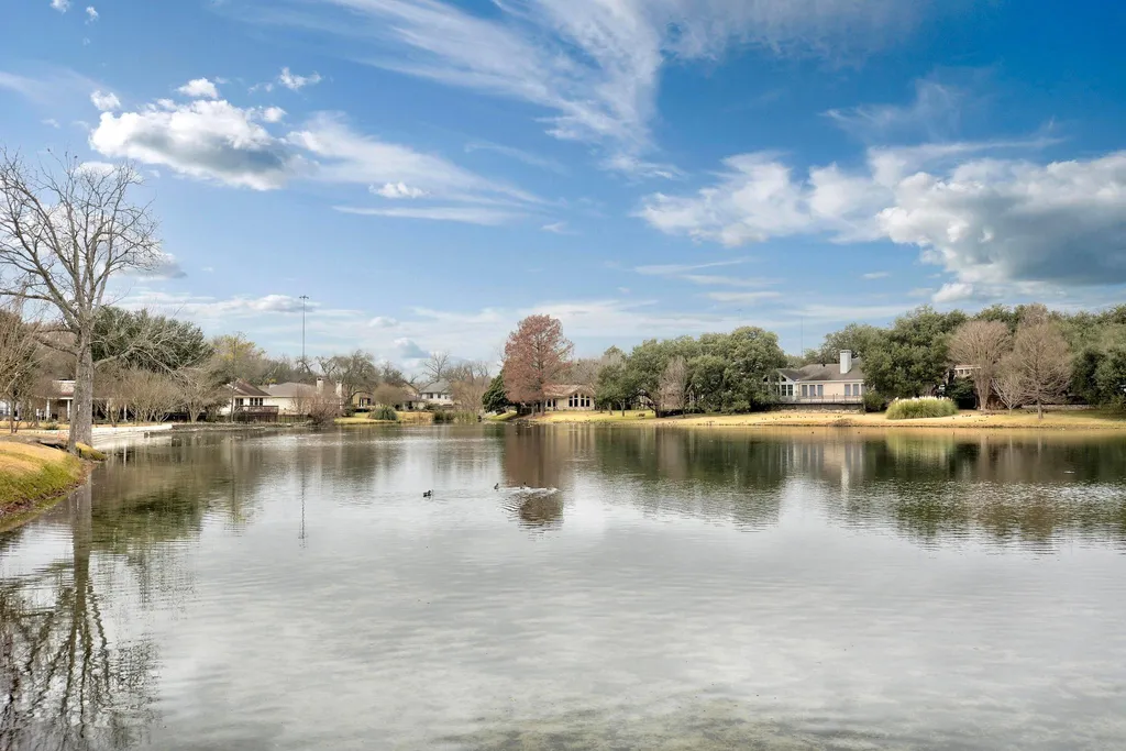 4801 Interlachen Lane Austin TX 78747