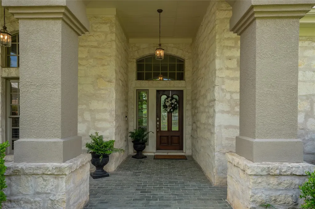 220 Mallet Court Austin TX 78737