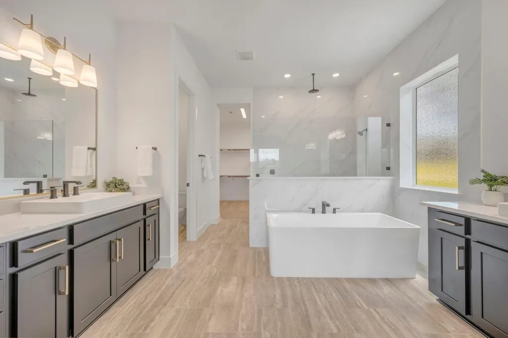 438 Rees Landing Road Spicewood TX 78669