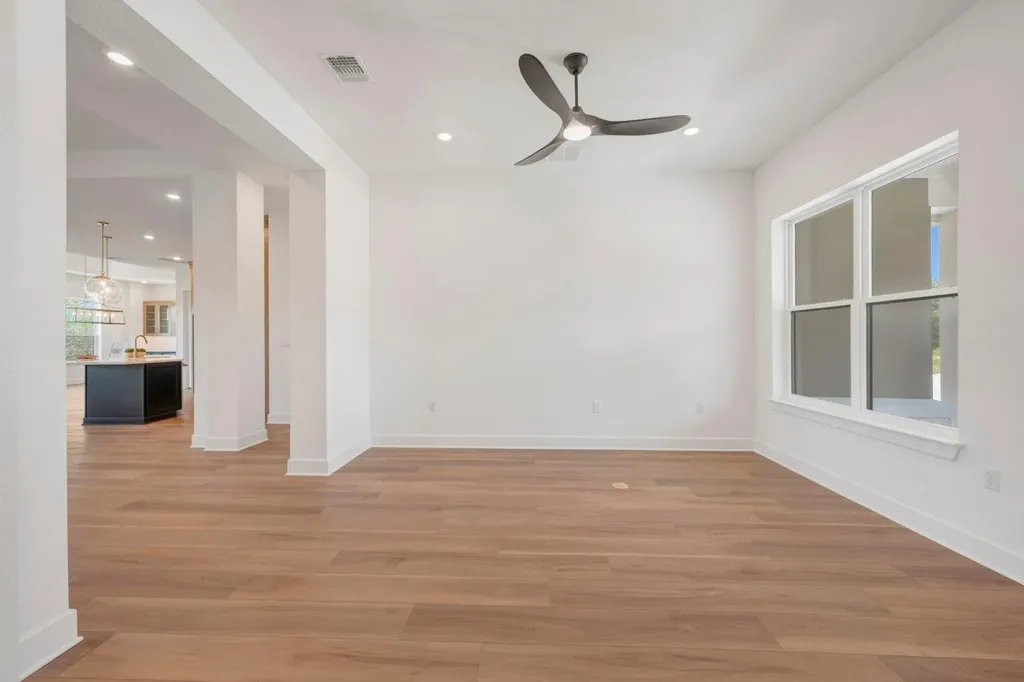 438 Rees Landing Road Spicewood TX 78669