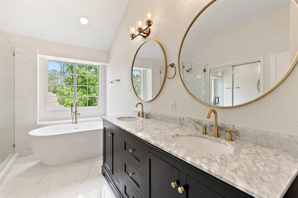 3811 Standfield Court Austin TX 78732