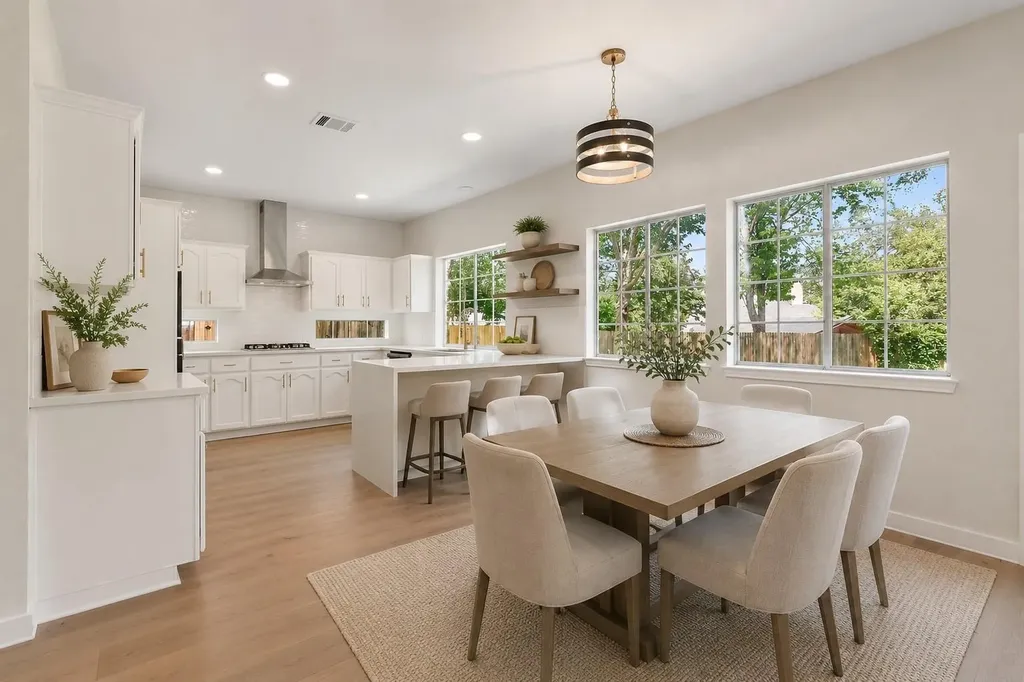 3811 Standfield Court Austin TX 78732
