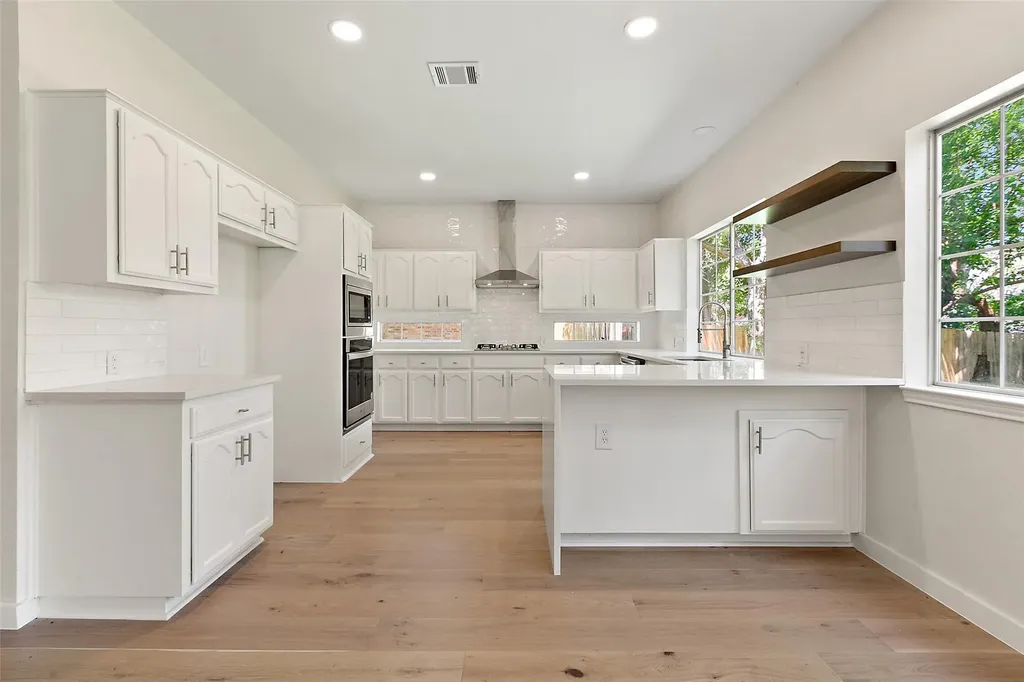 3811 Standfield Court Austin TX 78732