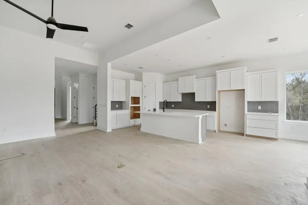 11212 Koko Cayuse Trail Manor TX 78653