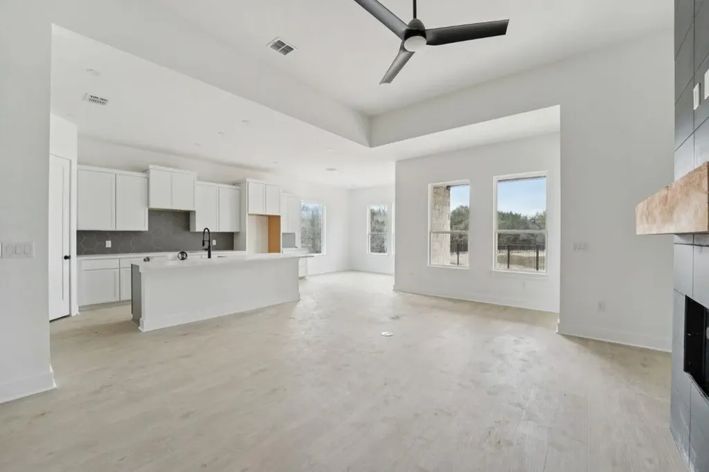 11212 Koko Cayuse Trail Manor TX 78653