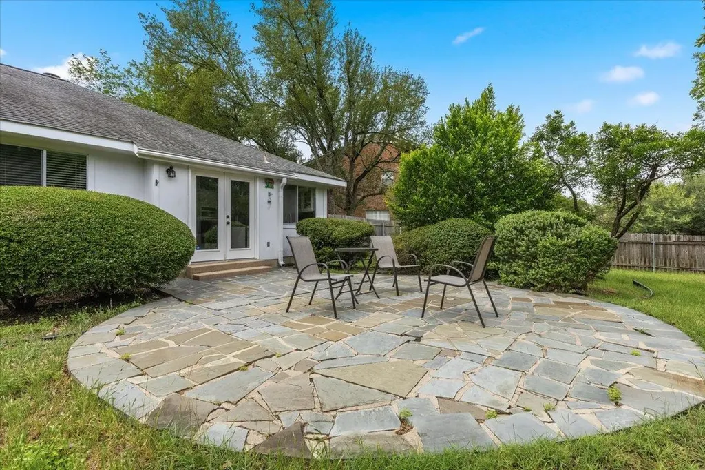 8110 Castle Peak Trail Austin TX 78726