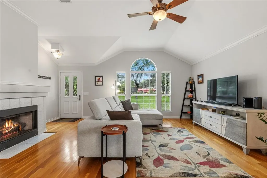 8110 Castle Peak Trail Austin TX 78726