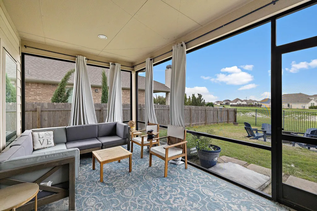 212 Estima Court Liberty Hill TX 78642