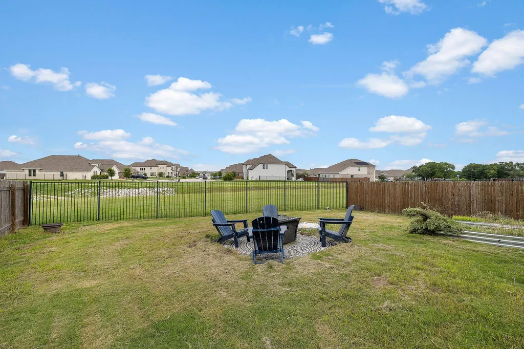 212 Estima Court Liberty Hill TX 78642