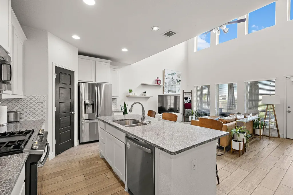 212 Estima Court Liberty Hill TX 78642