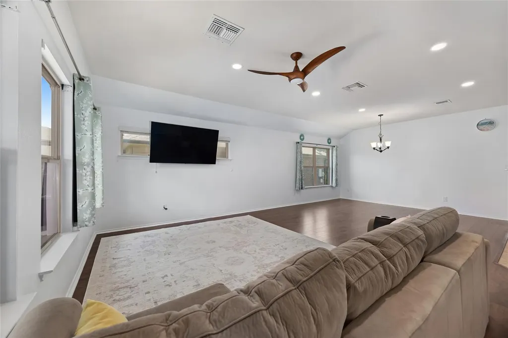 18717 Leigh Lane Pflugerville TX 78660