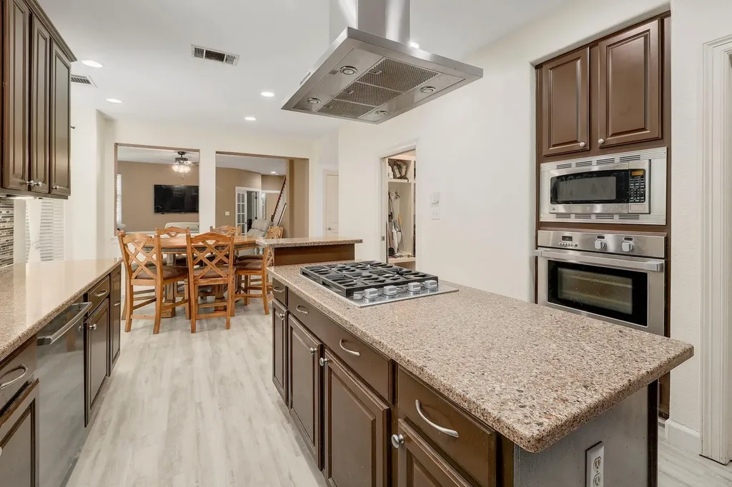 2129 Clear Lake Place Round Rock TX 78665