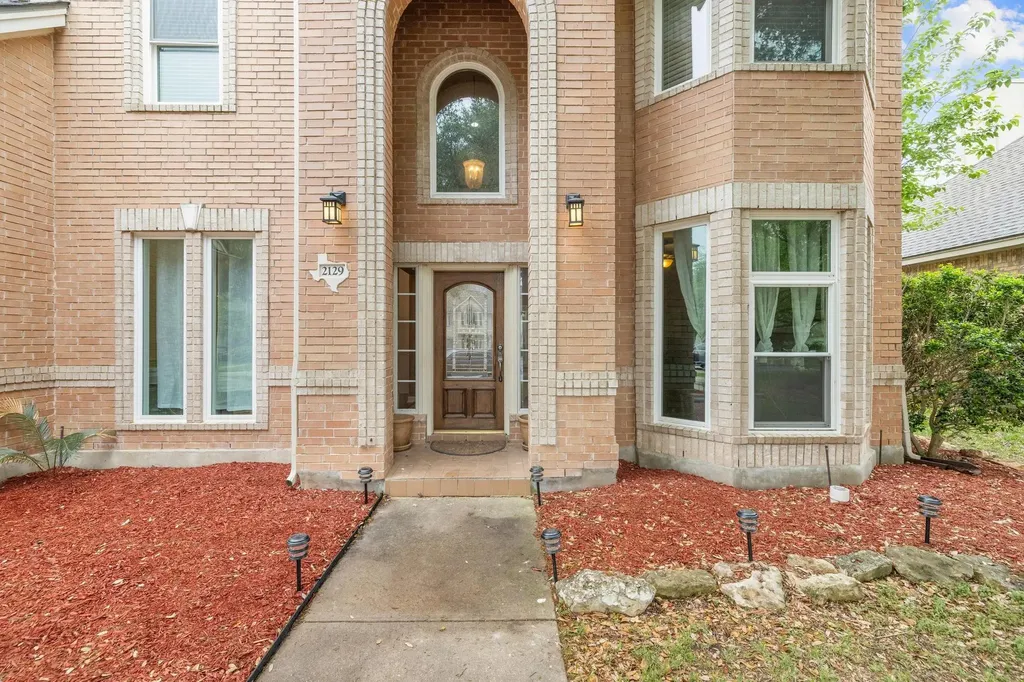 2129 Clear Lake Place Round Rock TX 78665