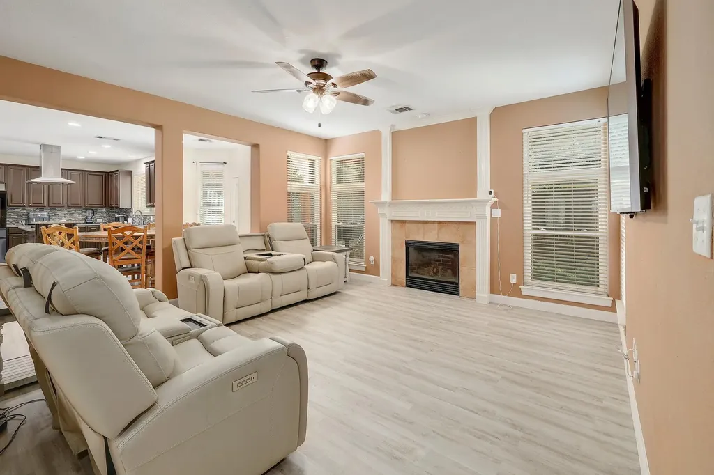 2129 Clear Lake Place Round Rock TX 78665