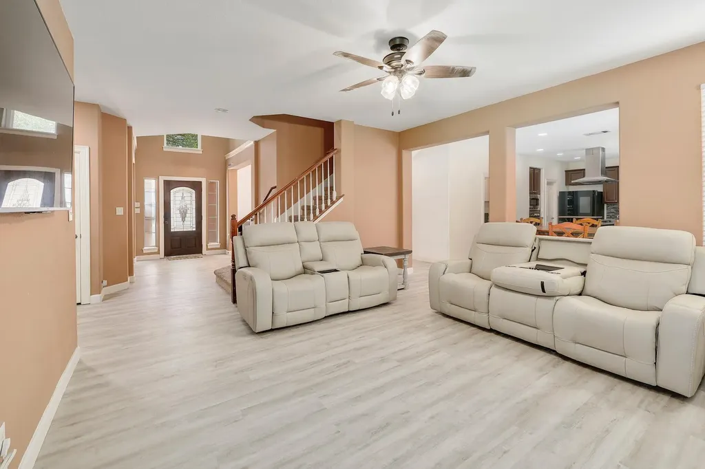 2129 Clear Lake Place Round Rock TX 78665