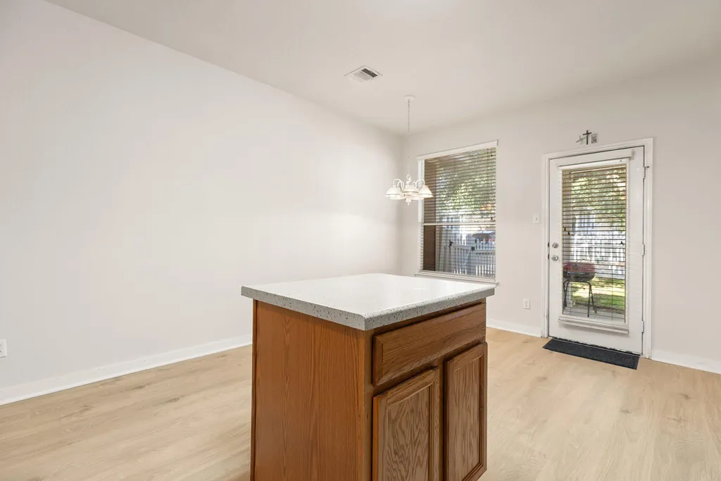 1012 Monadale Trail Round Rock TX 78664