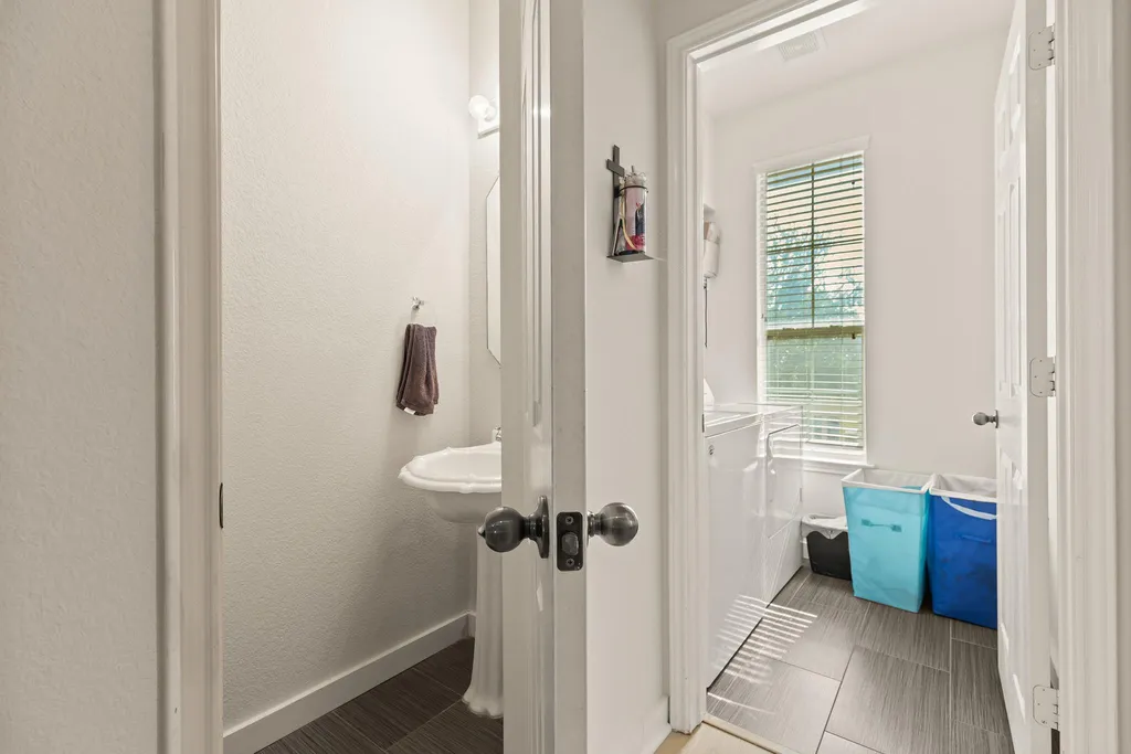1012 Monadale Trail Round Rock TX 78664