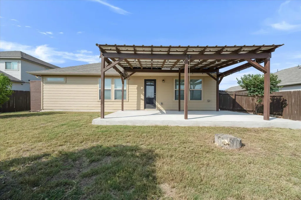 160 Sun Ray Drive Kyle TX 78640