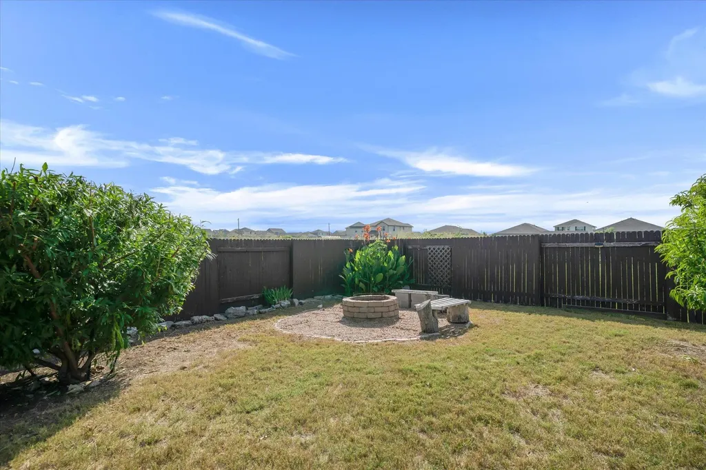 160 Sun Ray Drive Kyle TX 78640