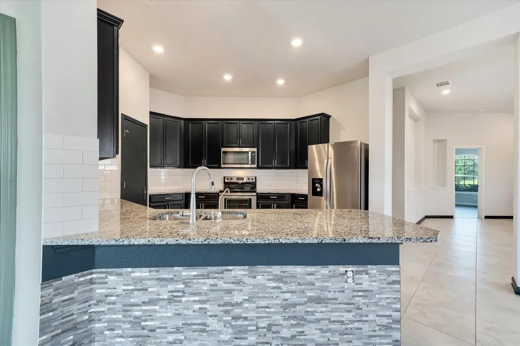 160 Sun Ray Drive Kyle TX 78640