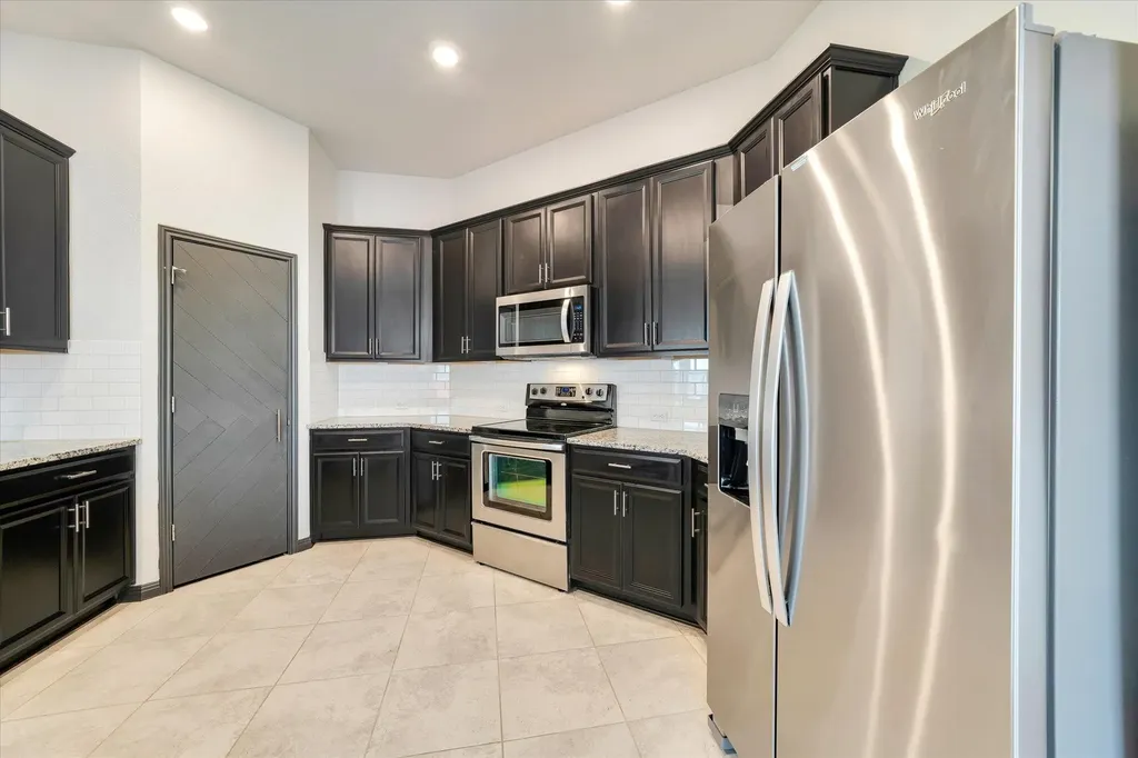 160 Sun Ray Drive Kyle TX 78640