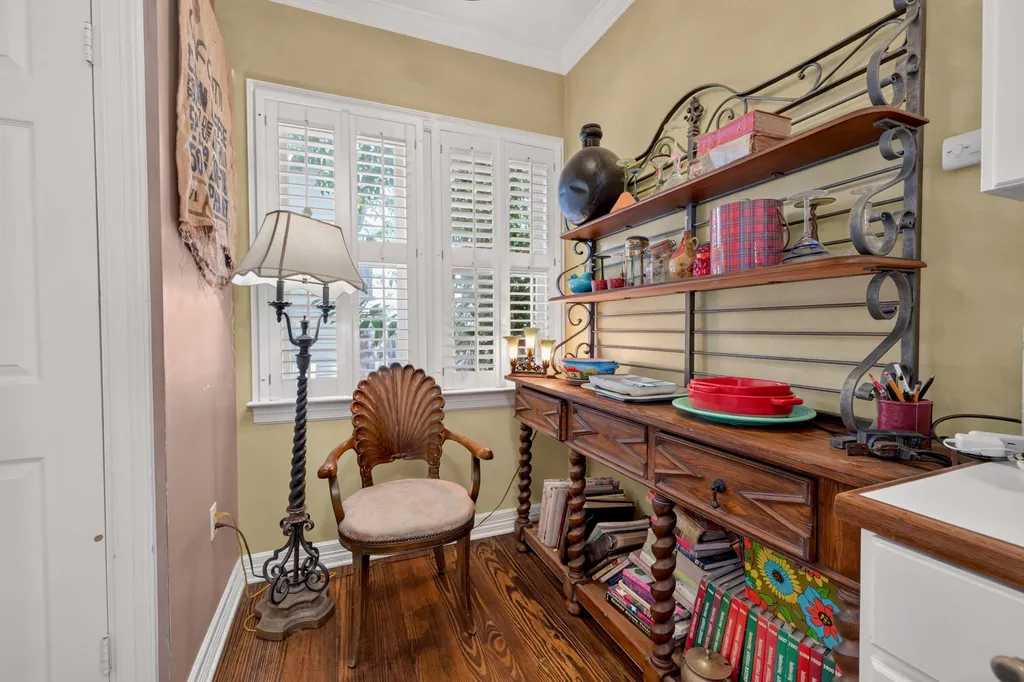 4214 Sinclair Avenue Austin TX 78756
