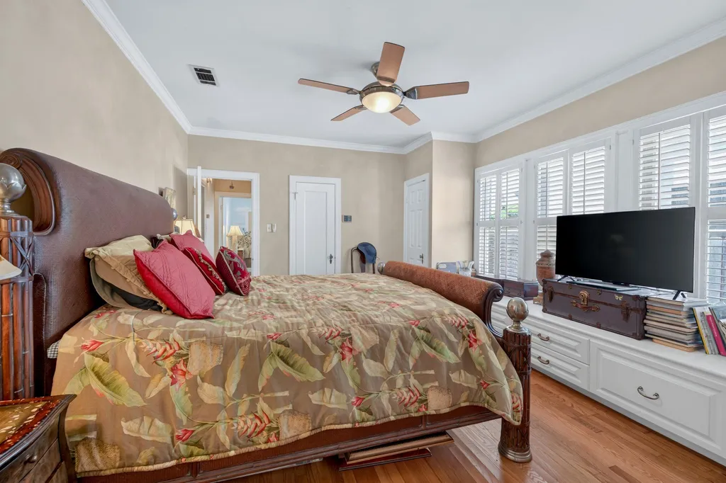 4214 Sinclair Avenue Austin TX 78756