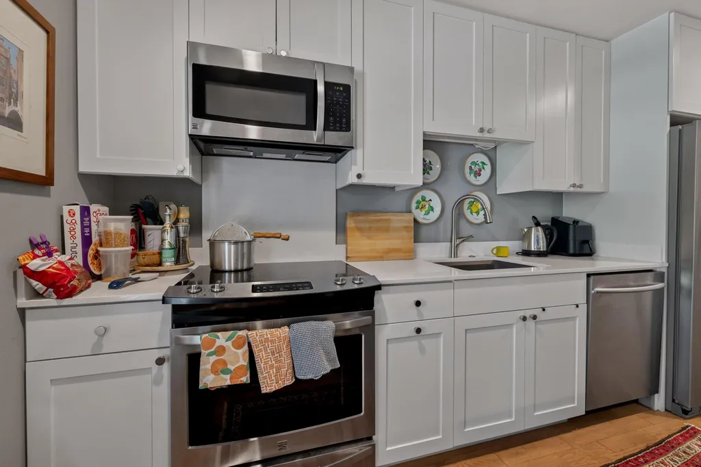 4214 Sinclair Avenue Austin TX 78756