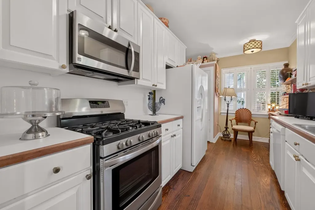 4214 Sinclair Avenue Austin TX 78756