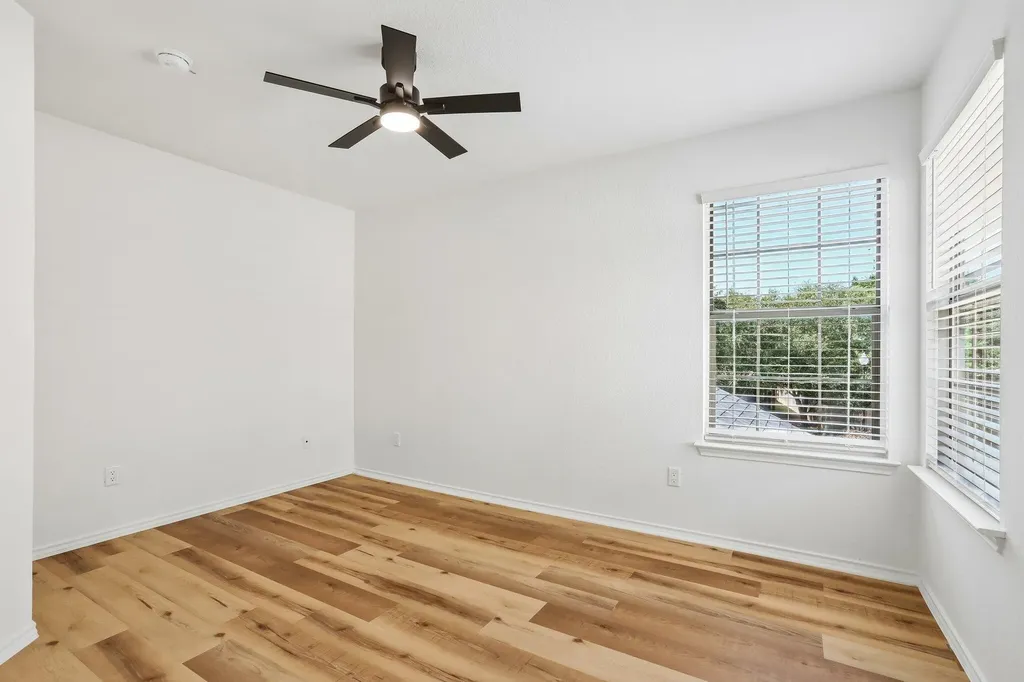 4504 Lyra Circle Austin TX 78744